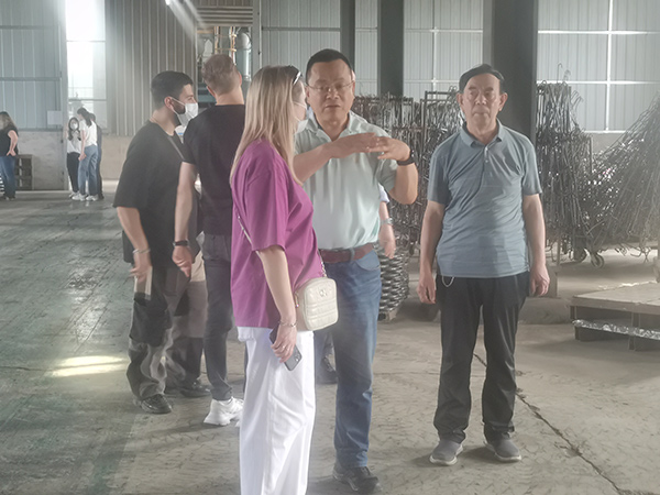 2024年5月21日 外商來(lái)訪我司工廠，跨越重洋，